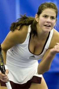 Julia goerges sexy